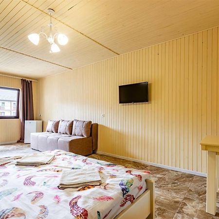 Nikoletta Hotel Solotvyno Bagian luar foto
