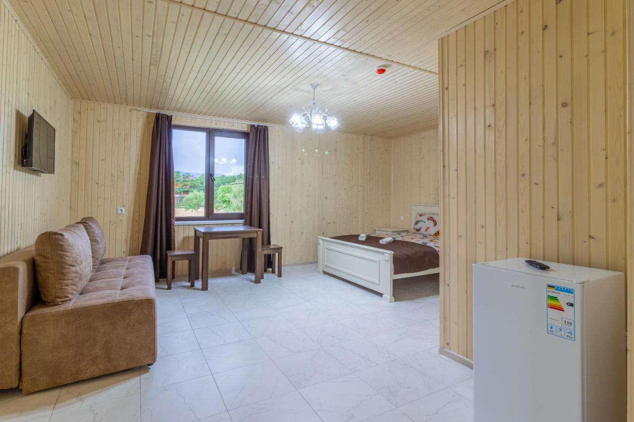 Nikoletta Hotel Solotvyno Bagian luar foto