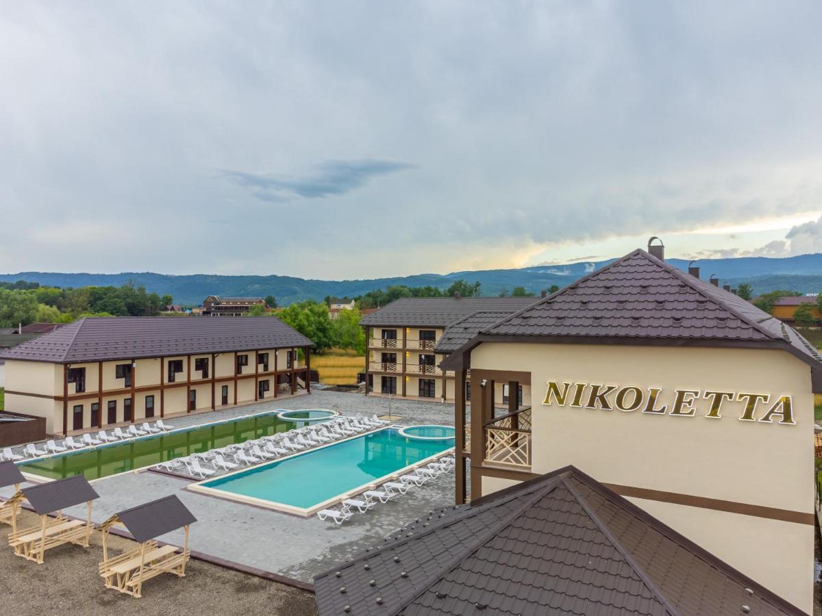 Nikoletta Hotel Solotvyno Bagian luar foto