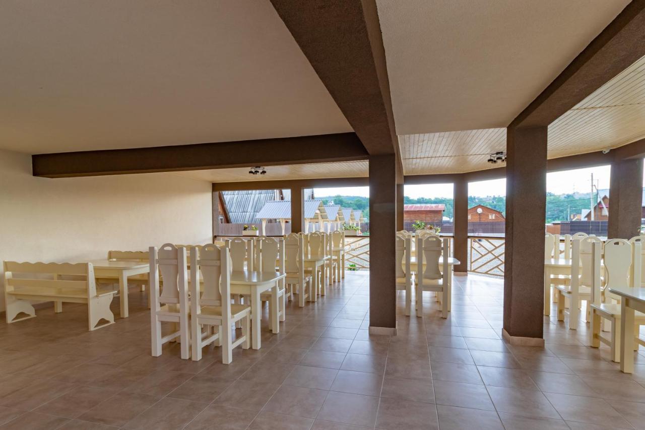 Nikoletta Hotel Solotvyno Bagian luar foto